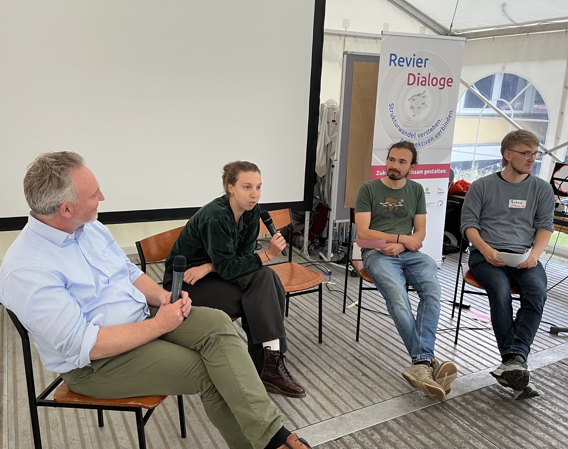 Fischbowldiskussion zu möglichen Ideen für denn Wettbewerb
